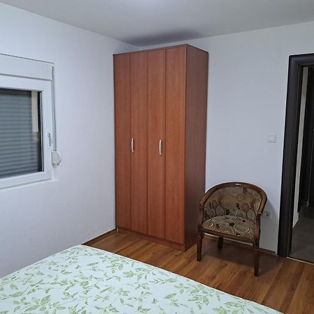 Apartments Mirkovic Cetinje Bagian luar foto