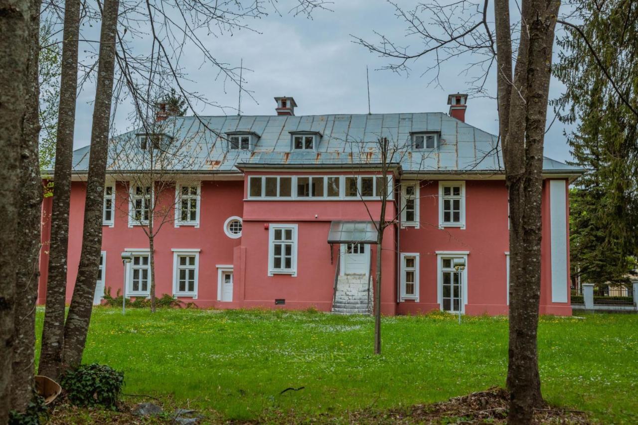 Apartments Mirkovic Cetinje Bagian luar foto